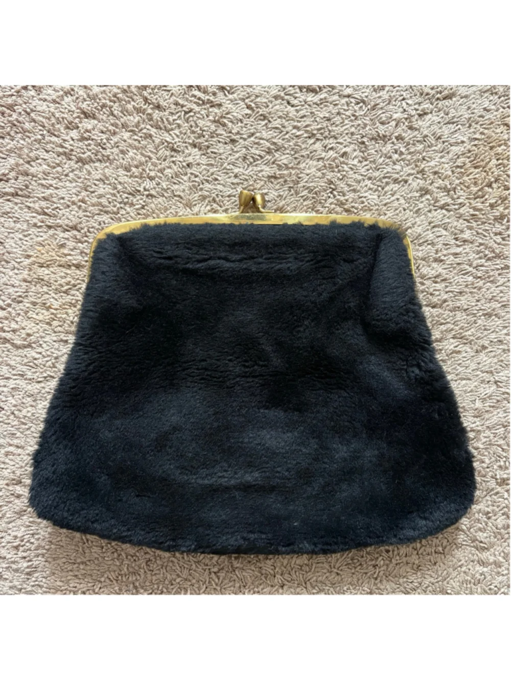 Vintage 50s/60s fuzzy clutch purse